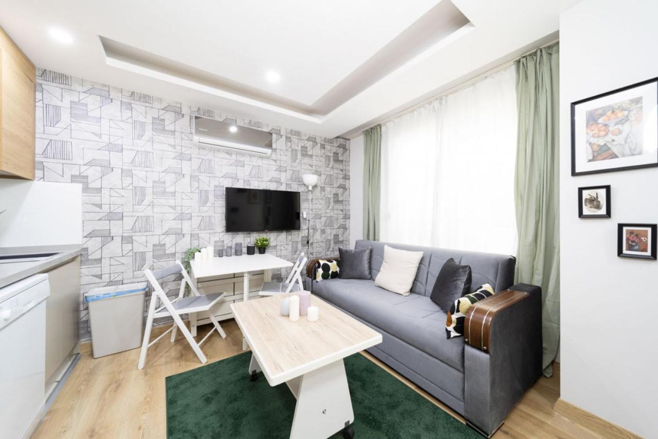 Modern And Cozy Apartment With Central Location And Balcony In Muratpasa, Antalya Exterior photo